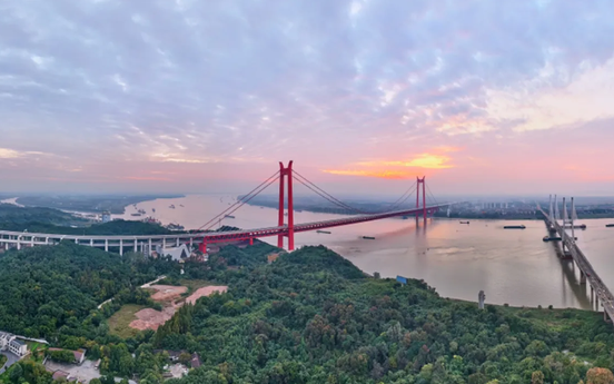 Chính thức thông xe cầu dây văng 2 tầng áp dụng công nghệ độc nhất thế giới