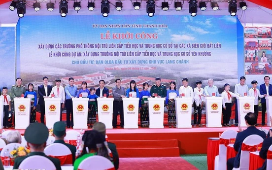 Thủ tướng: Bảo đảm đưa các ngôi trường nội trú mới ở biên giới khai thác hiệu quả