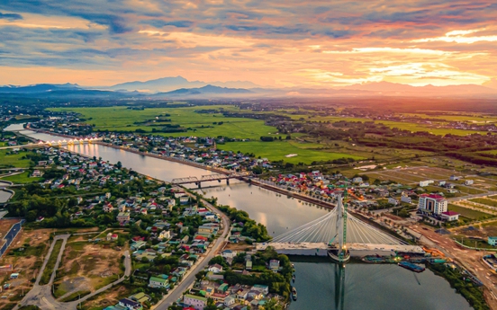 Tập đoàn Trung Quốc lọt top 100 thế giới ‘ngỏ ý’ đầu tư đường bộ, đường sắt, cảng biển tại Quảng Trị