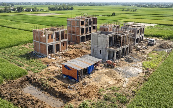 Từ bây giờ, tự ý xây nhà trái phép trên đất nông nghiệp sẽ chịu hậu quả lớn