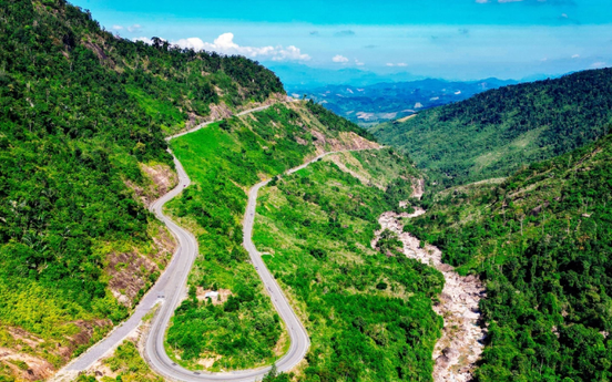 Hôm nay, chính thức thông xe cung đèo hiểm trở dài bậc nhất Việt Nam, rút ngắn 1/3 quãng đường Nha Trang - Đà Lạt