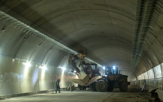 Hầm đường bộ dài thứ 3 Việt Nam:  Sử dụng phương pháp phổ biến trên thế giới, vượt tiến độ 8 tháng, do ‘vua hầm’ xây dựng