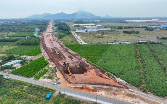 Tuyến cao tốc gần 18.000 tỷ kết nối 2 tỉnh thành giàu nhất Việt Nam vừa nhận chỉ đạo mới