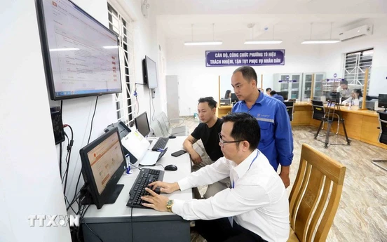 Kết luận của Bộ Chính trị, Ban Bí thư về hoạt động chính quyền địa phương 2 cấp