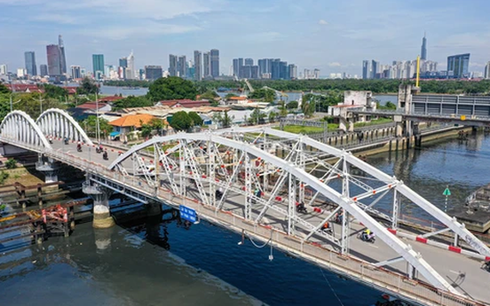 Ngày mai, cấm nhiều loại xe lên cây cầu 120 tuổi sắp bị dỡ bỏ hoàn toàn tại TP giàu nhất Việt Nam