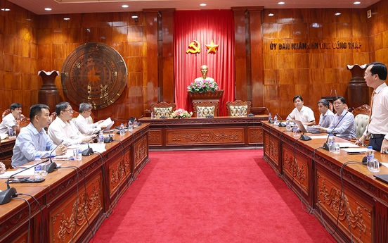 EVNNPT và tỉnh Đồng Tháp thống nhất di dời đường dây 220-500kV giao chéo với cao tốc Cao Lãnh - An Hữu