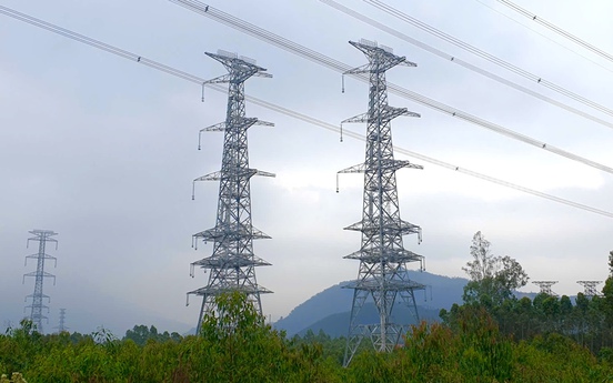 Ban QLDA các công trình điện miền Bắc làm việc với Sở Tư pháp tỉnh Phú Thọ để tháo gỡ vướng mắc giải phóng mặt bằng các dự án truyền tải điện