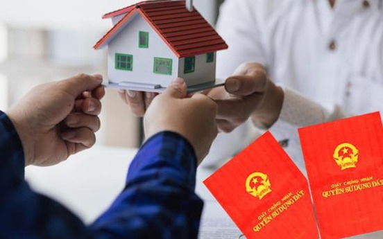 Từ giờ, bao nhiêu tuổi sẽ chính thức được đứng tên trên sổ đỏ?