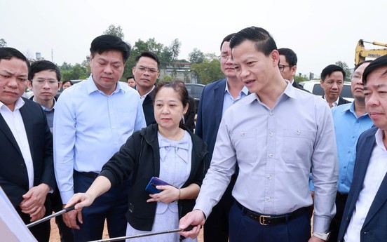 Chủ tịch UBND tỉnh Thái Nguyên yêu cầu tăng tốc hoàn thiện hạ tầng khu công nghiệp để không bỏ lỡ "thời điểm vàng"