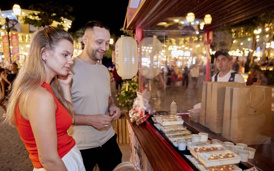 Cẩm nang du lịch Mỹ gợi ý các chợ đêm tại Phú Quốc là trải nghiệm không thể bỏ qua khi tới Việt Nam