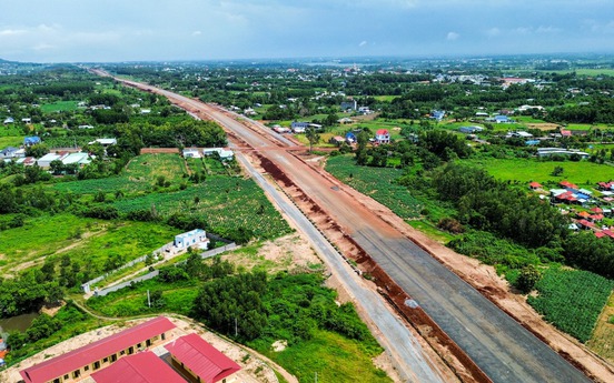 Hơn 300 trường hợp được ưu tiên mua nhà ở xã hội ở tỉnh giàu có của Việt Nam, chuyện gì đang xảy ra?