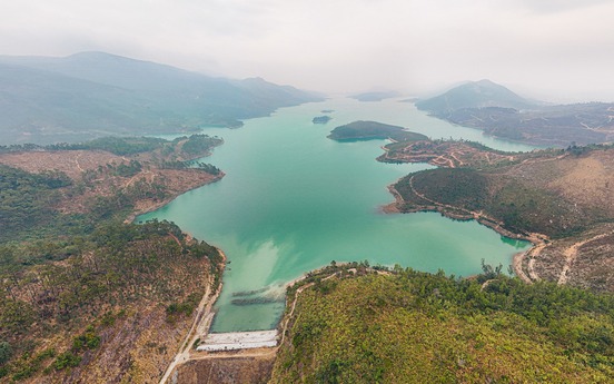 Hồ nước ngọt nhân tạo tại tỉnh giàu top đầu Việt Nam: Rộng gấp 14 lần hồ Tây, chứa kho báu trăm năm vẫn dùng tốt