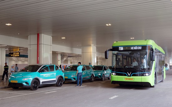 VinBus vận hành tuyến buýt điện độc quyền kết nối ba nhà ga sân bay Tân Sơn Nhất