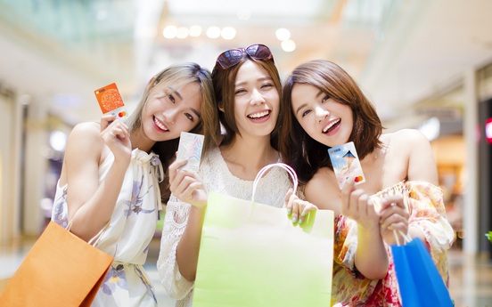 Đón hè rực rỡ cùng loạt ưu đãi hấp dẫn cho chủ thẻ quốc tế SHB
