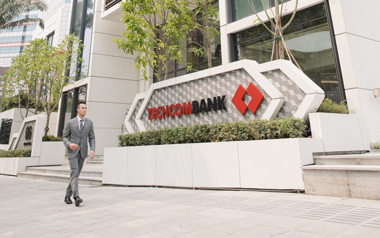 Techcombank tiếp tục dẫn dắt ngành ngân hàng với nhiều “top 1” toàn ngành