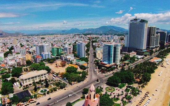 Sau khi ‘về chung một nhà’, tỉnh mới này sẽ có đường bờ biển dài nhất, resort đắt bậc nhất Việt Nam