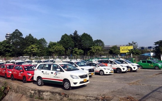 Thu hồi bãi đỗ xe taxi hơn 3.5000m2 nằm ‘sát vách’ sân bay lớn bậc nhất Việt Nam