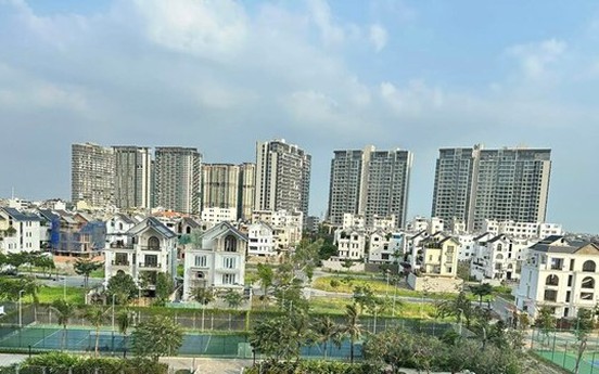 Hàng cao cấp ế ẩm, thị trường bất động sản TP.HCM trầm lắng