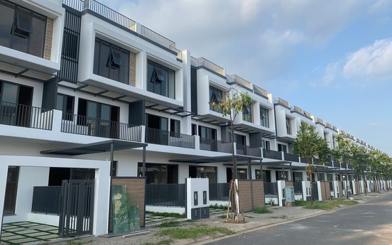 TP.HCM: Giá cao, lệch pha cung cầu kéo thanh khoản biệt thự, liền kề xuống thấp