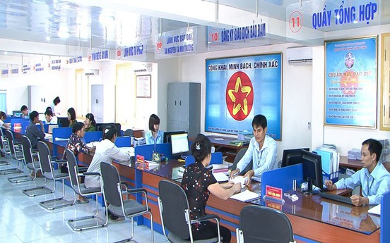 Thủ tướng yêu cầu bãi bỏ 30% điều kiện đầu tư kinh doanh, giảm 30% thời gian giải quyết thủ tục hành chính