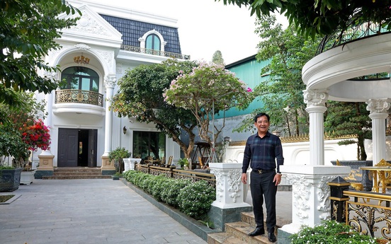 ‘Ông hoàng hài Tết’ sở hữu biệt thự bạc tỷ: Quy mô 1.000m2, kiến trúc cổ điển châu Âu