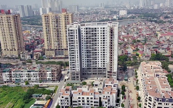 Nhà ‘trên giấy’ sắp nhận bàn giao nhưng chưa đề nghị cấp sổ đỏ có được phép sang tên không?