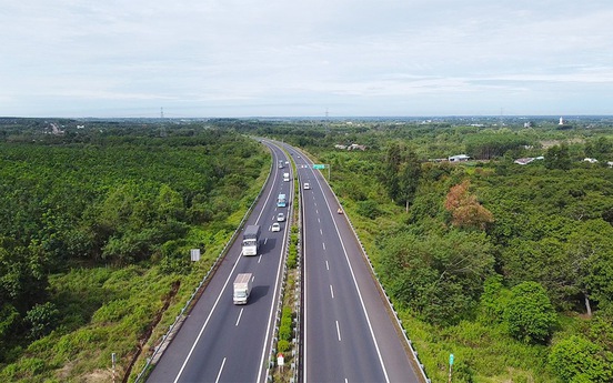Cao tốc TP. HCM - Long Thành đóng một phần để sửa chữa trong một tháng
