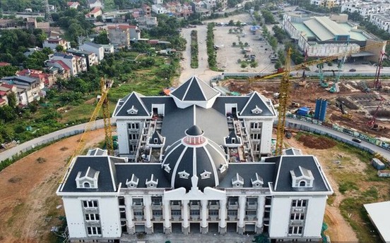Chỉ hơn 1 tháng nữa, địa phương giáp nhiều tỉnh thành nhất Việt Nam sẽ khánh thành nhà văn hóa nghệ thuật quy mô 1.000 chỗ ngồi