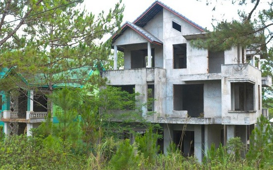 ‘Đà Lạt thứ 2’ của Tây Nguyên la liệt biệt thự bỏ hoang: Nhiều lô đất đã được phép giao dịch
