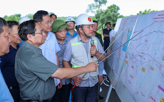 Thủ tướng kiểm tra 3 dự án cao tốc, sân bay, cảng biển trọng điểm tại Quảng Trị