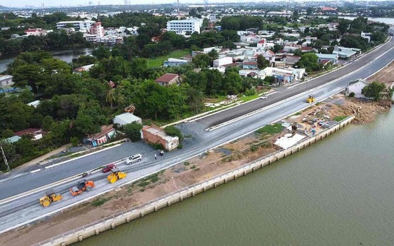 Thành phố giàu nhất Việt Nam tiếp tục làm tuyến đường dài gần 100km ven dòng sông biểu tượng