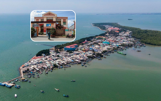 Xã duy nhất tại TP. HCM không sáp nhập cũng không đổi tên, nằm hoàn toàn tách biệt với đất liền
