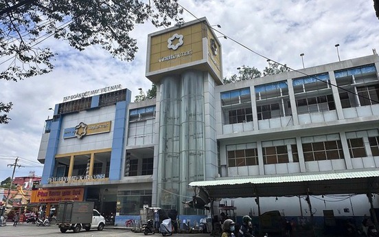 Trung tâm thương mại 4 mặt tiền bỏ hoang 10 năm sẽ bị phá dỡ