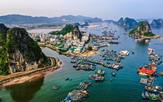 Đặc khu kinh tế đầu tiên của Việt Nam chi hơn 2.600 tỷ để làm đường ven biển