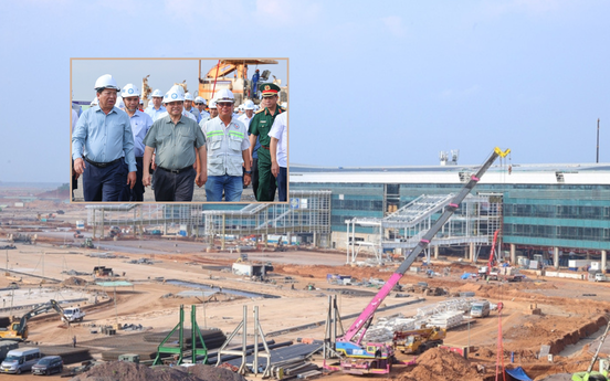 Lần thứ 8 thị sát sân bay lớn nhất Việt Nam, Thủ tướng ra chỉ đạo 'nóng'