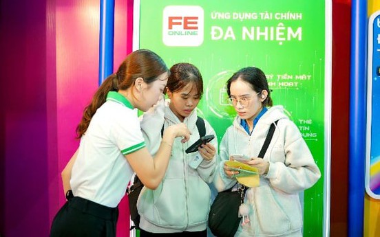 FE CREDIT giữ vững vị thế dẫn đầu ngành tài chính tiêu dùng