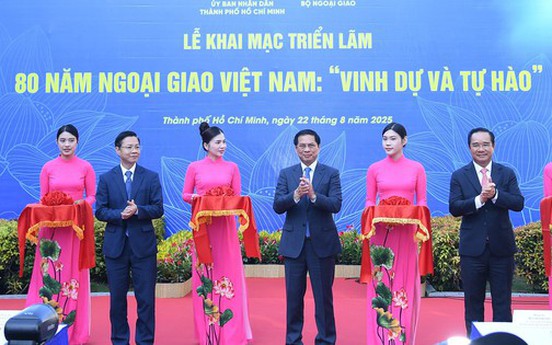 Khai mạc Triển lãm '80 năm Ngoại giao Việt Nam: Vinh dự và tự hào'