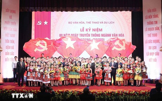 Tổng Bí thư Tô Lâm: Văn hóa phải soi đường, hình thành năng lực mềm quốc gia
