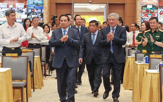 Hội nghị tổng kết chương trình và phong trào thi đua xóa nhà tạm, nhà dột nát
