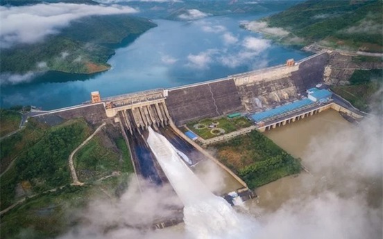 Đập thủy điện lớn nhất Việt Nam: Là công trình thế kỷ trên sông Đà và hàng đầu Đông Nam Á