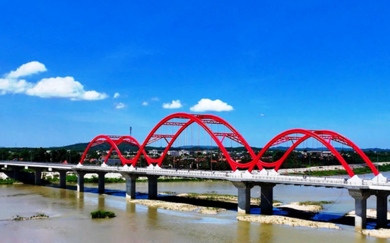 Hôm nay, cây cầu vòm thép đầu tiên của tỉnh Quảng Ngãi chính thức khánh thành
