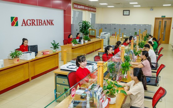 Giờ làm việc ngân hàng Agribank: Chi tiết từ Thứ 2 - Chủ Nhật