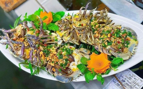 Hàng hiếm nằm sâu 2.000m dưới đáy biển, lên bàn tiệc giá 2,3 triệu/kg, được săn lùng hơn cả tôm hùm