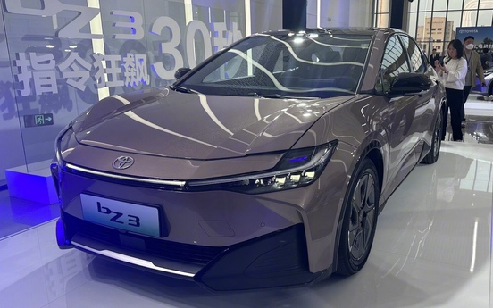 Toyota nay ‘phá lệ’, chọn bước đi hoàn toàn mới trước sức ép của xe điện, người chưa giàu sở hữu ô tô ngày càng dễ