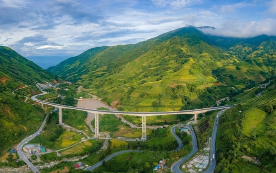 Cầu cạn có trụ cao nhất Việt Nam gần bằng tòa nhà 27 tầng đã ngưng hoạt động hơn 2 tháng