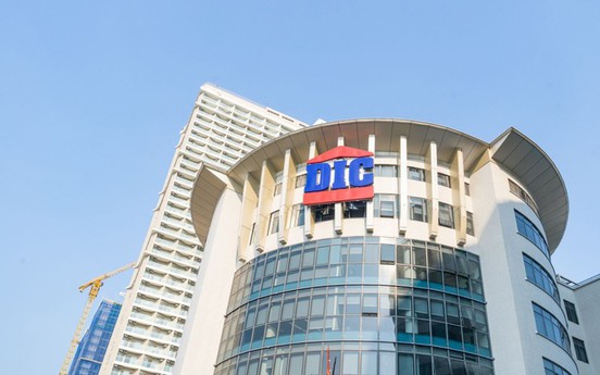 DIC Corp (DIG): Lợi nhuận 6 tháng năm 2025 tăng gấp hơn 4 lần sau soát xét