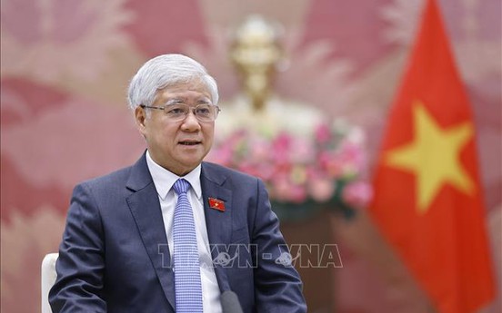 Đổi mới mạnh mẽ tư duy xây dựng và hoàn thiện thể chế pháp luật