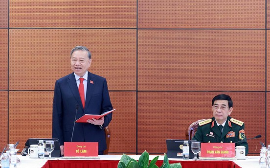 Đại hội XIV của Đảng: Đại biểu làm việc tại Đoàn, thảo luận các văn kiện Đại hội