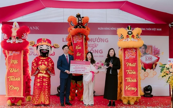 Agribank trao thưởng 01 tỷ đồng cho khách hàng gửi tiền tiết kiệm