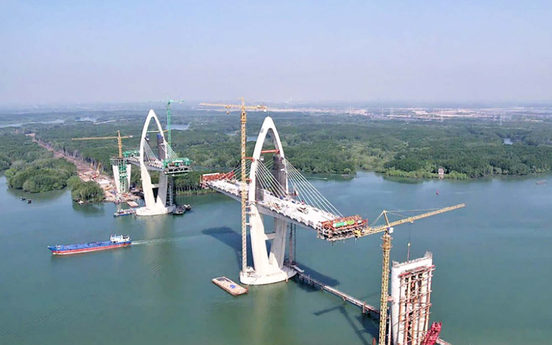 Cây cầu có nhịp chính dài nhất Đông Nam Á, kết nối 2 tỉnh thành giàu nhất cả nước: Đã thành hình, vượt yêu cầu 6 tháng